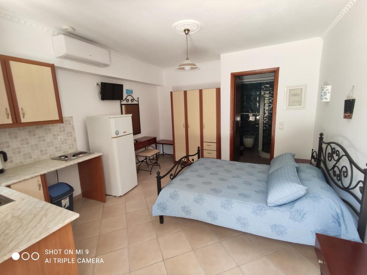Kamári Leonidas Apartments المظهر الخارجي الصورة