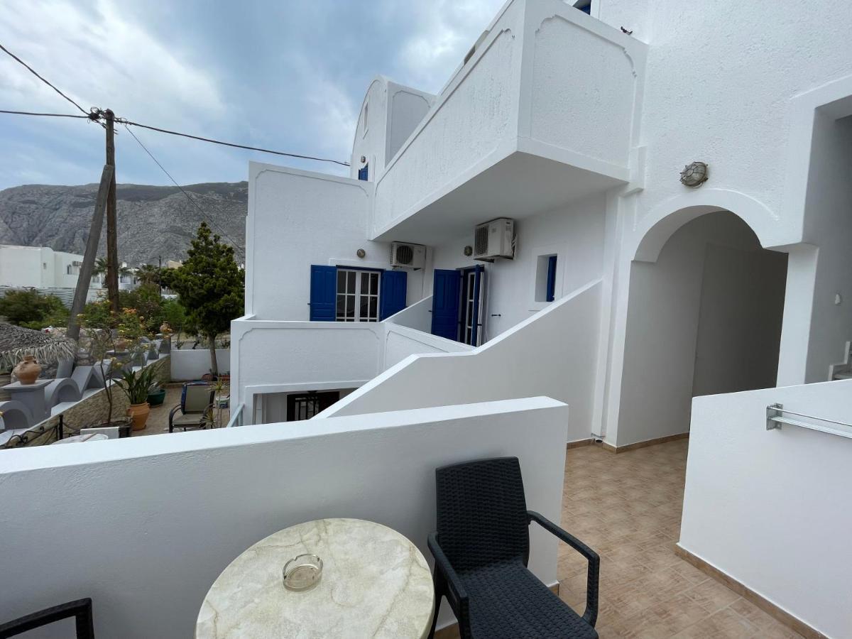 Kamári Leonidas Apartments المظهر الخارجي الصورة