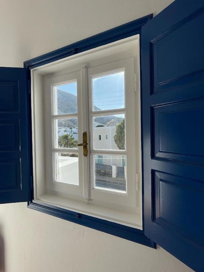Kamári Leonidas Apartments المظهر الخارجي الصورة