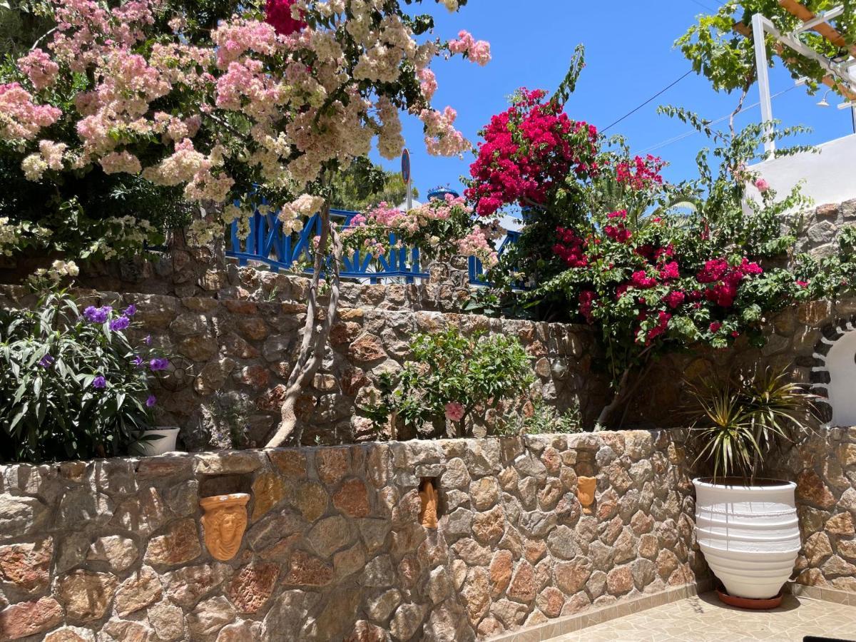 Kamári Leonidas Apartments المظهر الخارجي الصورة